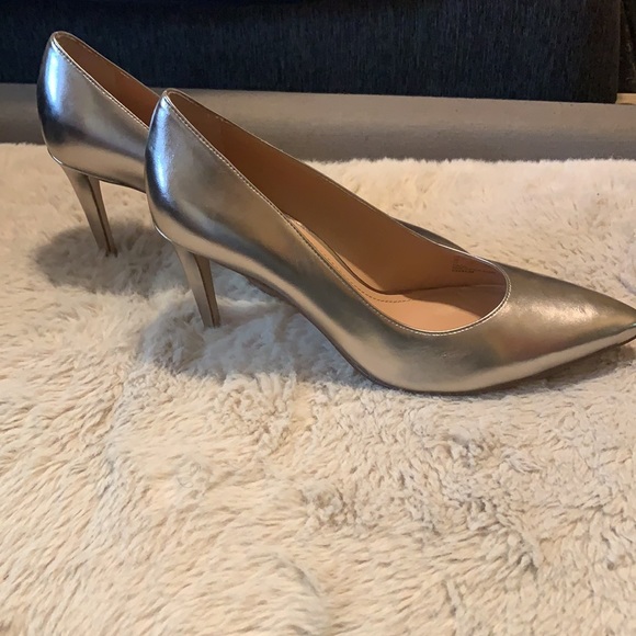 Coach Heels - Picture 2 of 6